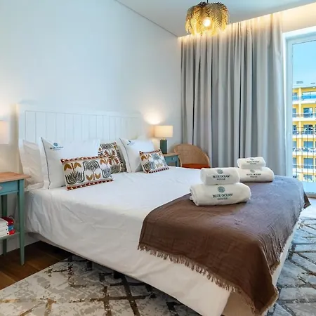 Daire Horizon 304 1Br Beachfront, Pool